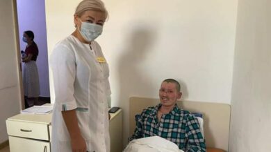 Photo of ШЫМКЕНТТІК ДӘРІГЕРЛЕР ДЕНЕСІН ТОЛЫҚТАЙ КҮЙІК ШАЛҒАН ЖІГІТТІ АМАН АЛЫП ҚАЛДЫ