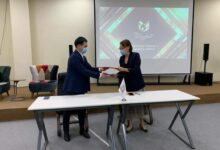 Photo of ТУРИЗМ БАСҚАРМАСЫ МЕН ТУРИЗМ ЖӘНЕ МЕЙМАНДОСТЫҚ УНИВЕРСИТЕТІ АРАСЫНДА ЕКІЖАҚТЫ КЕЛІСІМГЕ ҚОЛ ҚОЙЫЛДЫ