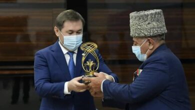 Photo of «МЕРЕЙЛІ ОТБАСЫ» БАЙҚАУЫНЫҢ ЛАУРЕАТТАРЫНА ПРЕЗИДЕНТ СЫЙЛЫҒЫ ТАБЫСТАЛДЫ