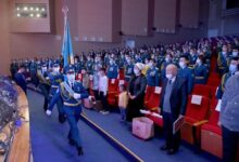 Photo of ШЫМКЕНТТЕ БЕЙБІТ КҮННІҢ БАТЫРЛАРЫНА ҚҰРМЕТ КӨРСЕТІЛДІ