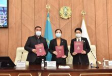 Photo of ЖАСТАРДЫ ЖҰМЫСҚА ТАРТУ БОЙЫНША ҮШЖАҚТЫ МЕМОРАНДУМ ТҮЗІЛДІ