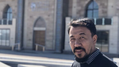 Photo of ТАЛҒАТ ҚАРЫНБАЕВ: “МЕН АКТЕРЛІК ӨНЕРДІ РУХАНИ ҚАЛАДАҒЫ КИЕЛІ ТЕАТРДАН БАСТАДЫМ”