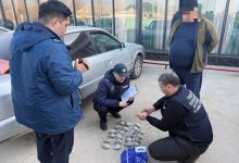 Photo of ПОЛИЦИЯ ЕСІРТКІ САТУШЫДАН 20-ДАН АСТАМ МАРИХУАНА ОРАМАСЫН ТӘРКІЛЕДІ
