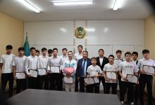 Photo of СОЗАҚТА ЕЛ МЕРЕЙІН АСҚАҚТАТҚАН ЖАС СПОРТШЫЛАРҒА ҚҰРМЕТ КӨРСЕТІЛДІ
